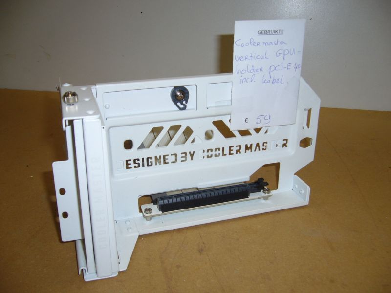 Vertical GPU Holder Coolermaster